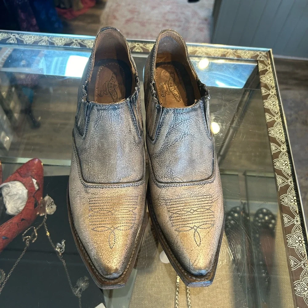 Freebird Metallic Ankle Booties - Picture 6 of 10